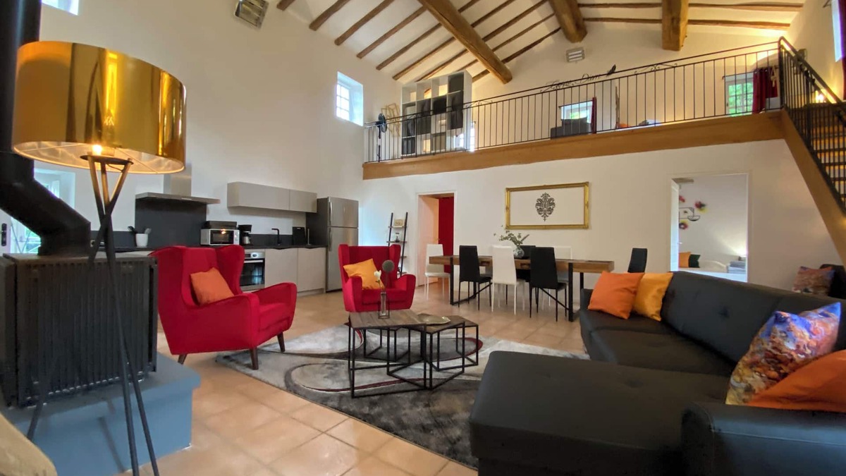 Ribaute-les-Tavernes Apartment | Orangerie de Cardet - Gîte "Le Mûrier"