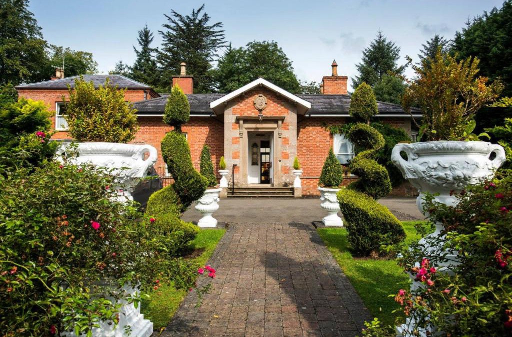 Lisnagunogue House | Oranmore