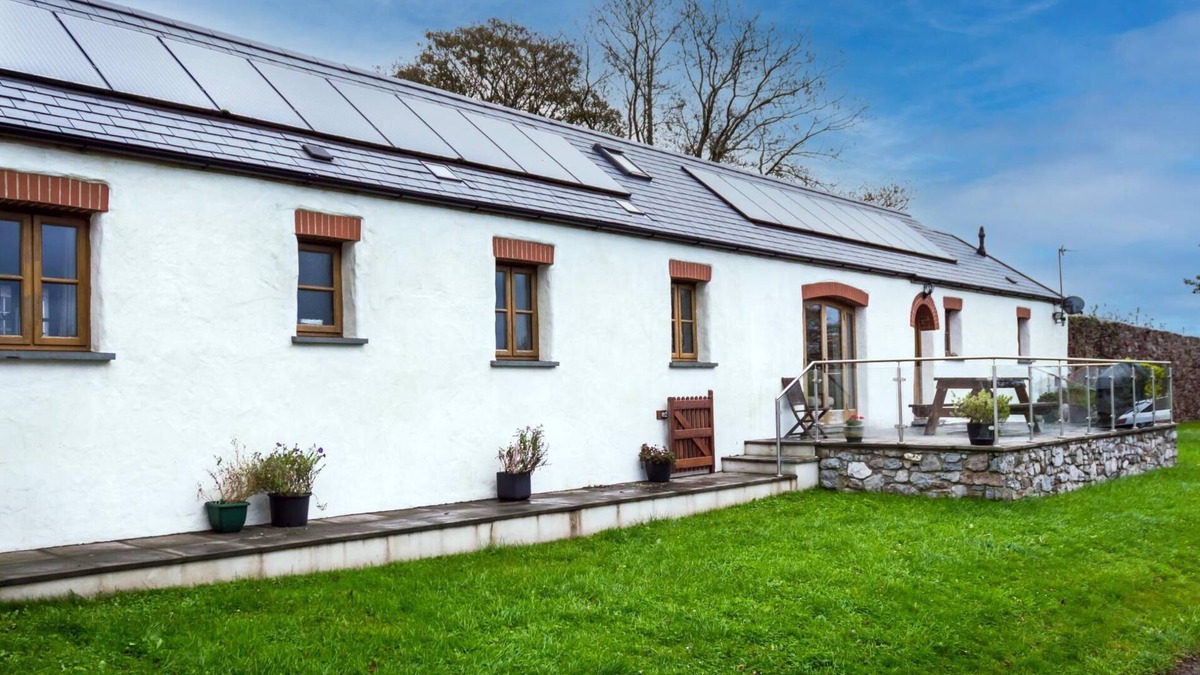 Tenby Cottage | Orchard Cottage - Barn Conversion - Beavers Hill