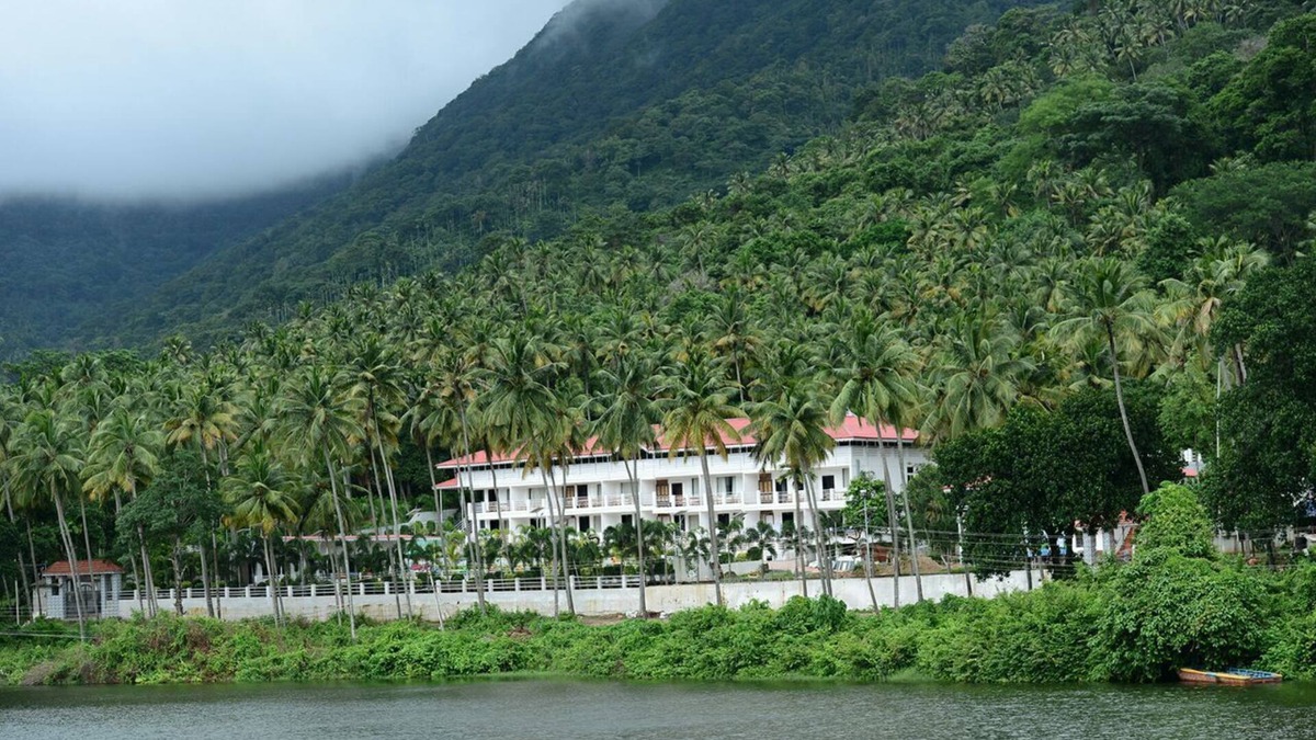 Tenkasi Hotel | Orchard Valley Resort