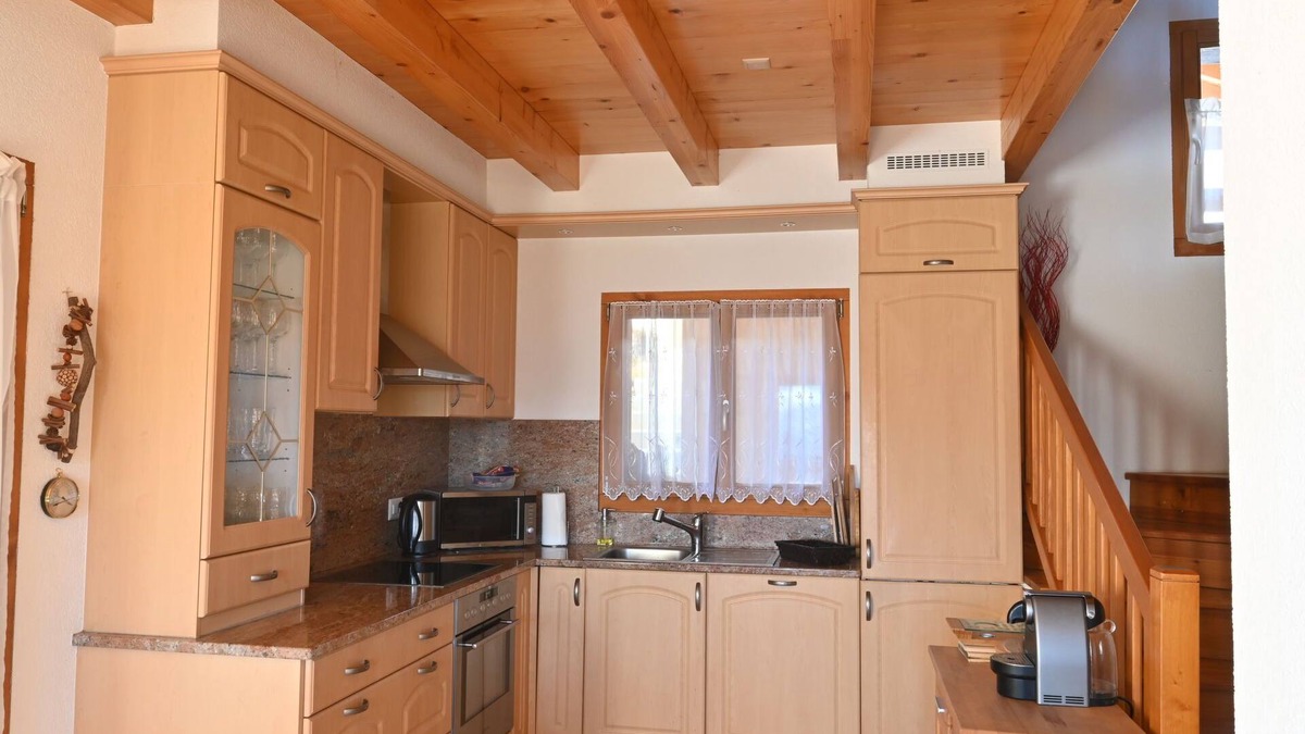 Chamoson House | Orchidée by Interhome