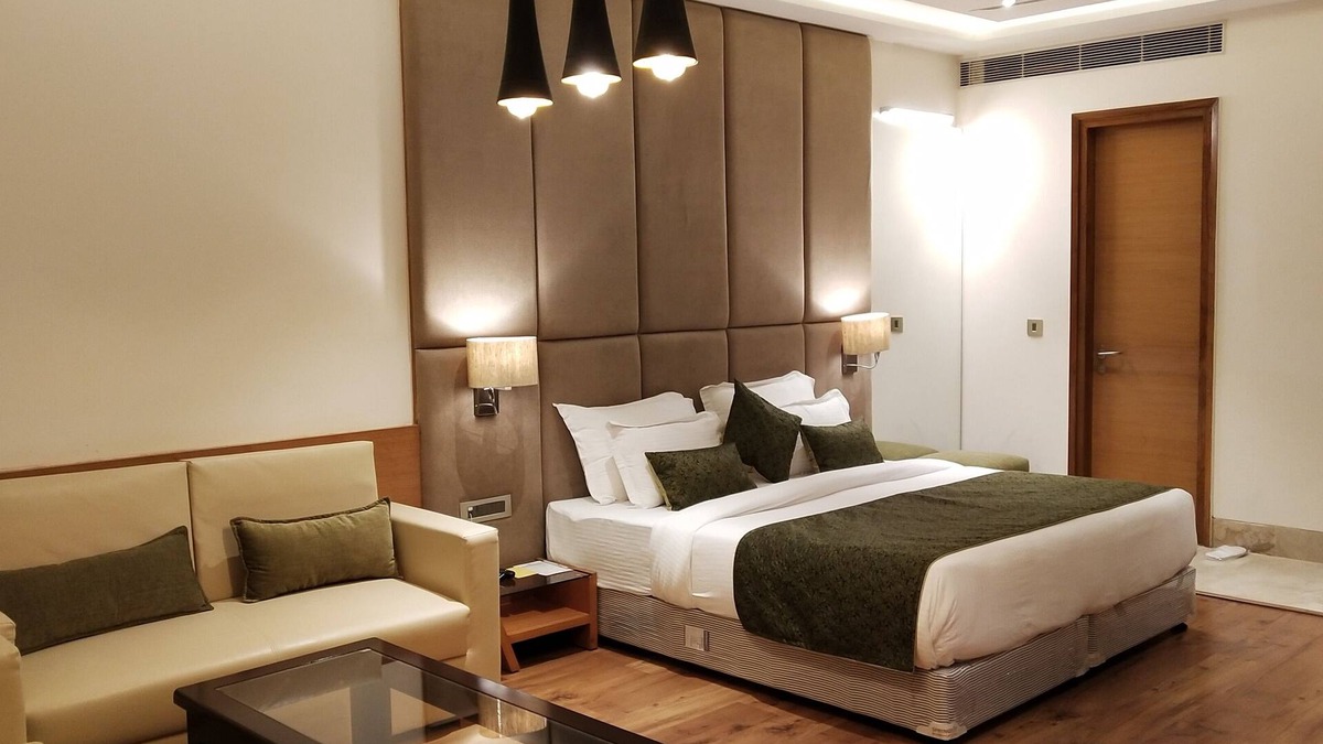 Aligarh Hotel | Orchid Blu