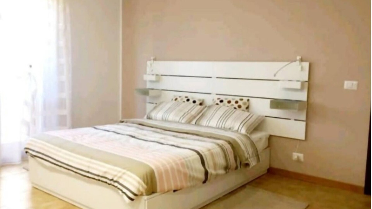 Osimo Apartment | Orchid - Holiday Home