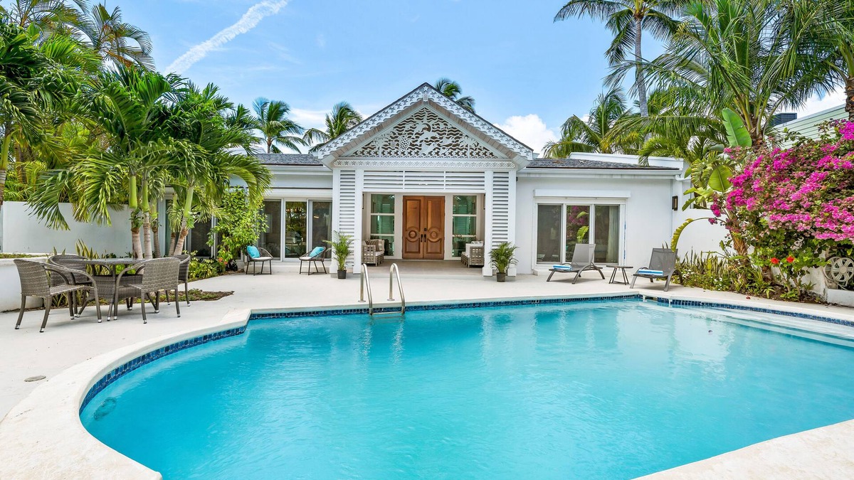 Nassau Villa | Orchid House