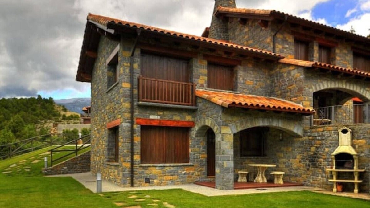 Puertolas Cottage | Ordesa Houses - Edelweiss House