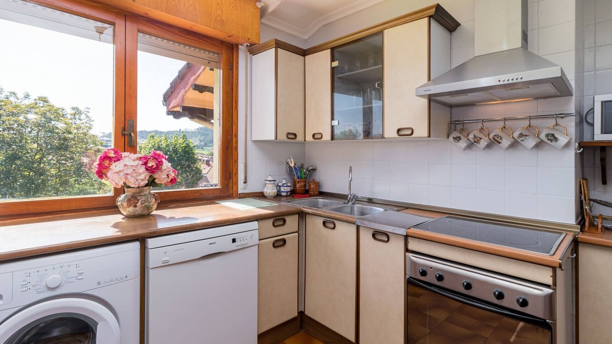 Alfoz de Lloredo House | Oreña