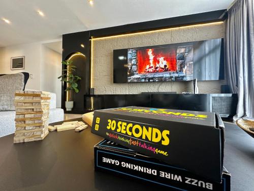 Dar es Salaam Apartment | Oreo Home 75inch TV 5mints from Beach & City