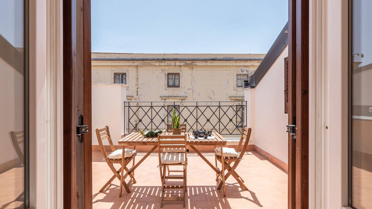 Castellammare Vucciria Apartment | Oretea Apartment with Terrace by Wonderful Italy