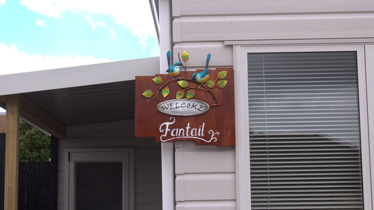 Orewa Cabin | Orewa Kiwi Cabins - Fantail Cabin