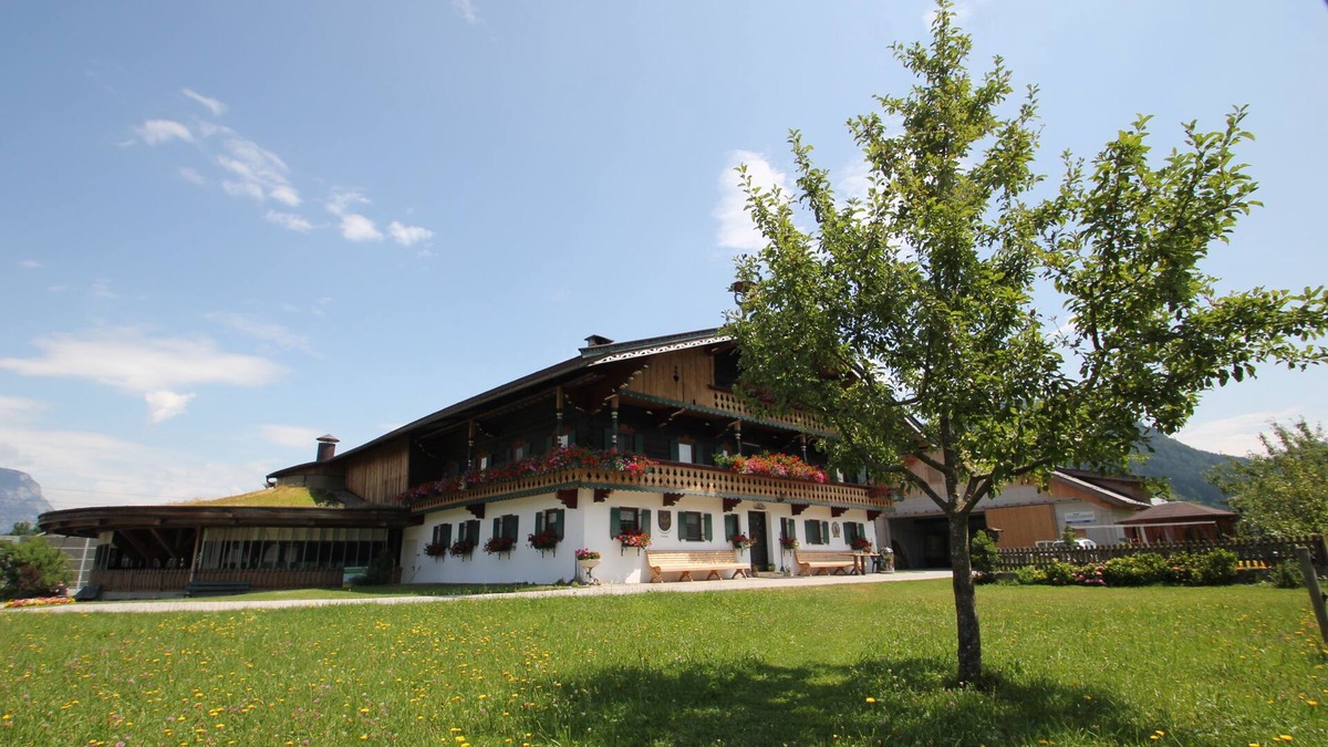 Woergl Apartment | Organic farm in the countryside
