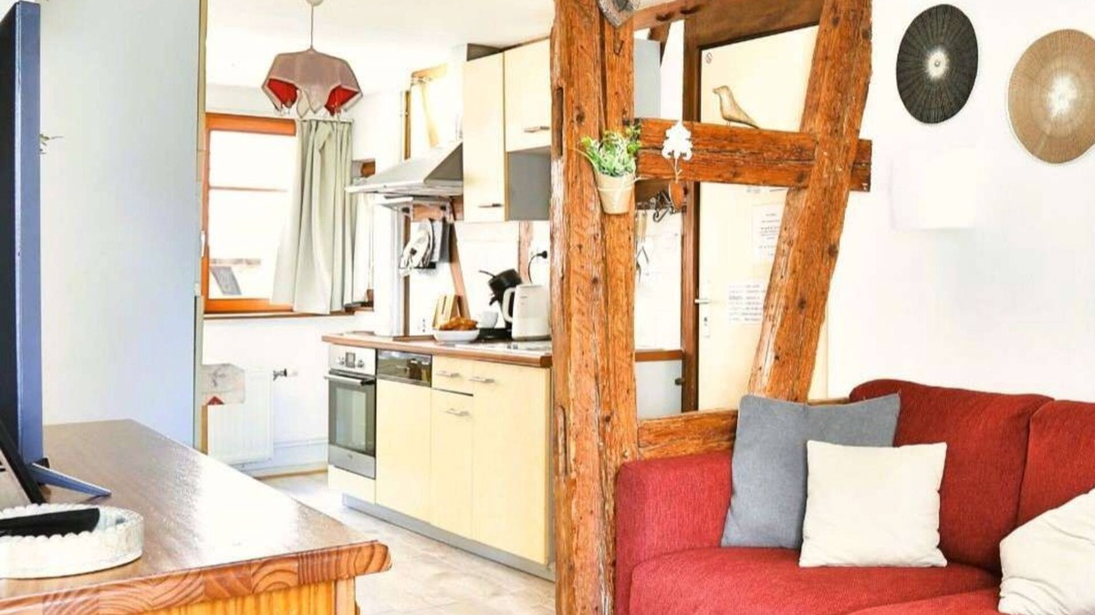 Eguisheim Apartment | Oriel - Village centre, terrace and private car park