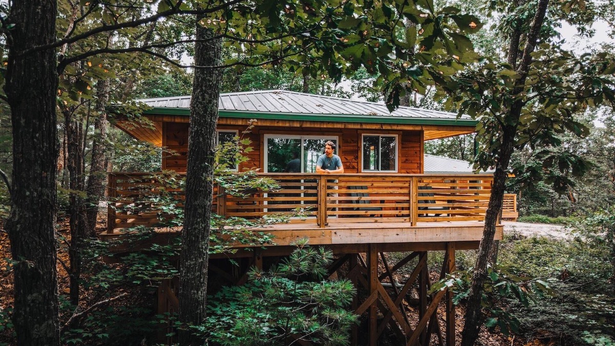 Rogers Cabin | 'Oriole' - One of our cute and tidy Lookout Cabins