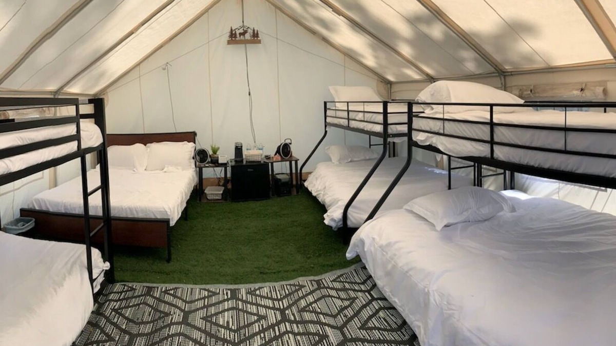 Circleville RV Rental | Orion - Beautiful Middletown Glamping experience