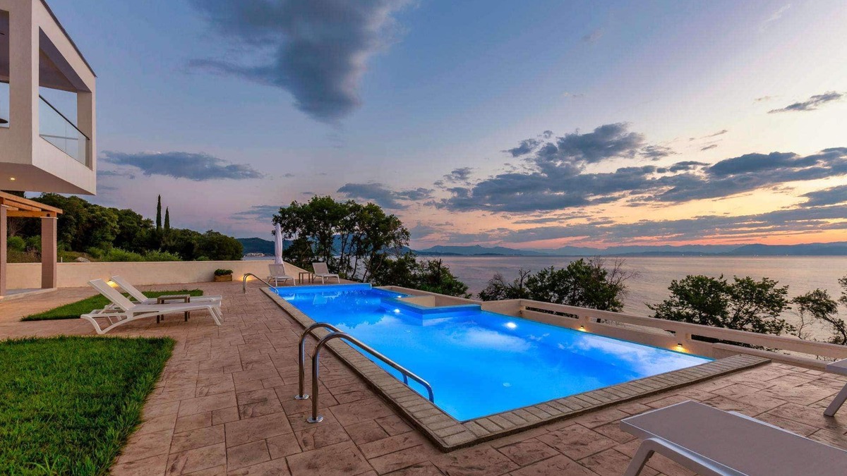 Agia Pelagia Chlomou Villa | Orizontas - Three Bedroom Villa, Sleeps 6