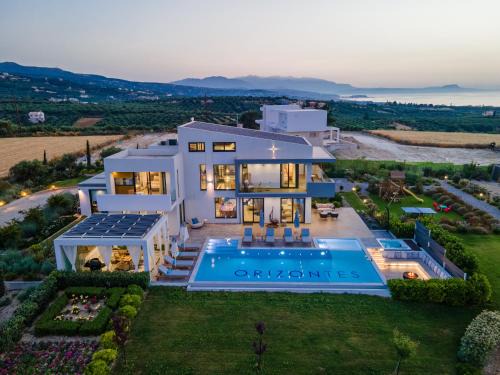 Adelianos Kampos Villa | Orizontes Deluxe Residence