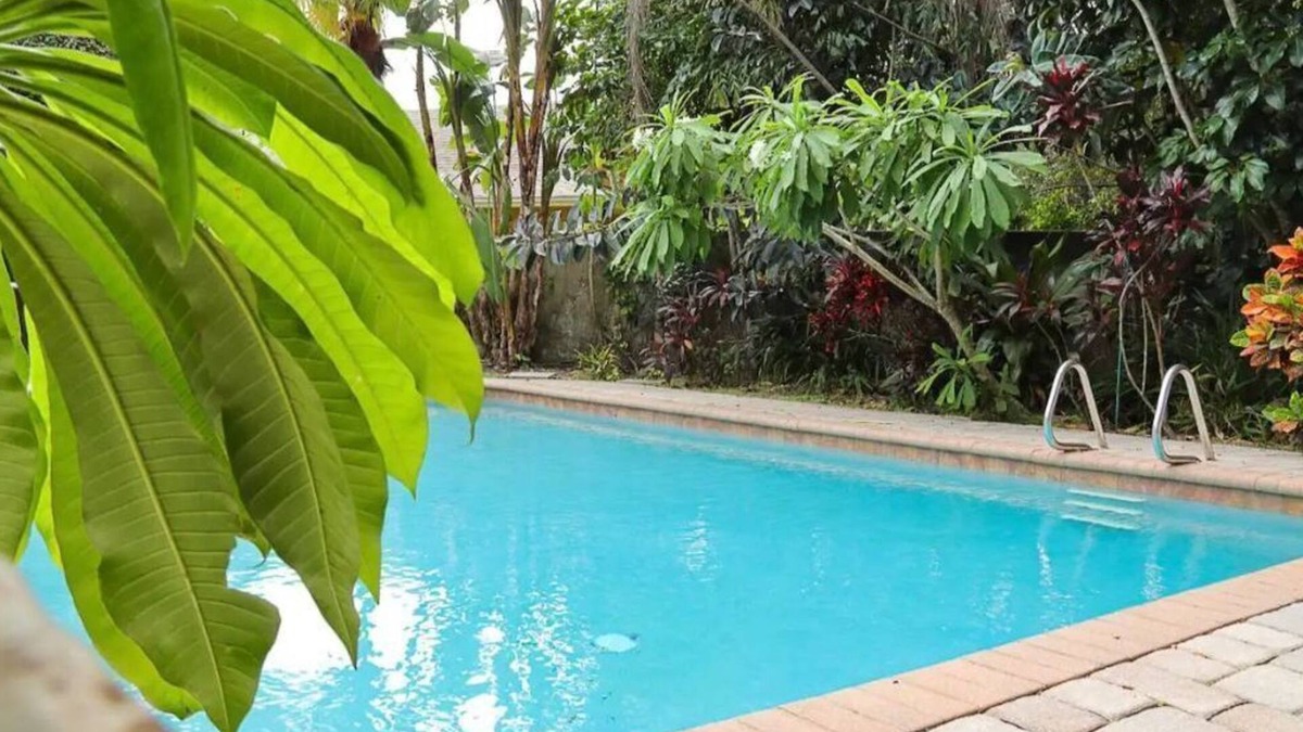 Maitland House | Orlando Tropical Oasis