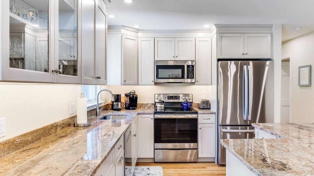 Orleans House | Orleans Ranch Style Home Close to Town