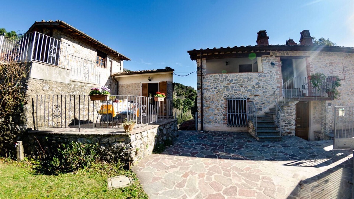 Castello Villa | Orto Degli Olivi Proprietà