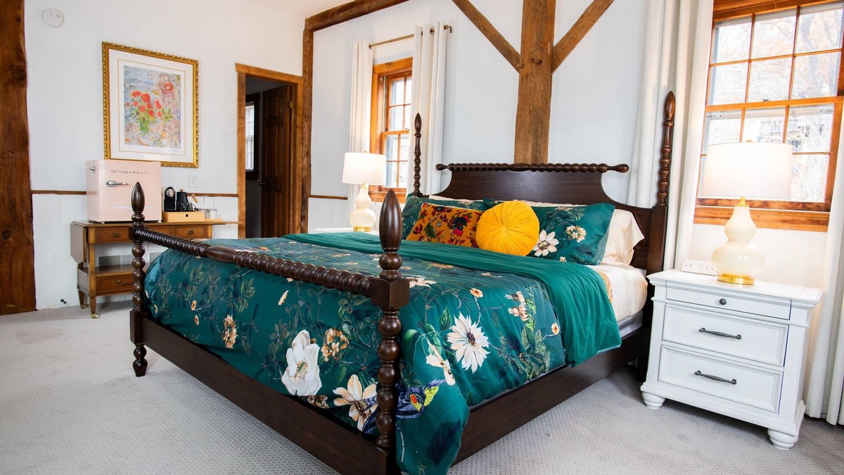 Steeles Tavern Bed & Breakfast | Osceola Mill is a B&B inn located in the Shenandoah Valley 20 minutes from Lexington and Staunton.