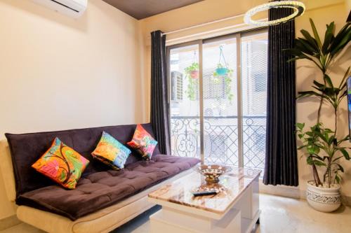Pali Hill Apartment | OSI Apartments Carter's Road Bandra West
