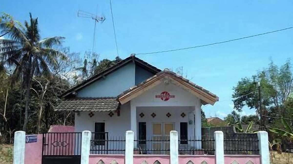 Banyuwangi House | osingvacation homestay