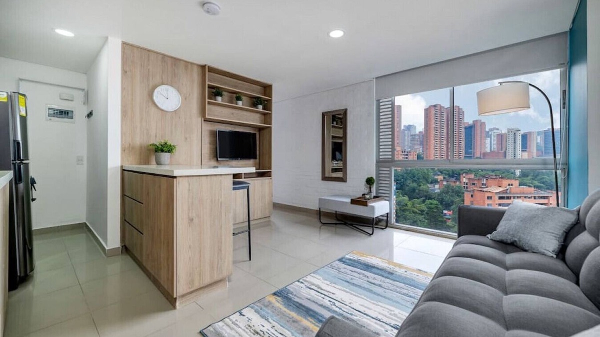 El Tesoro Apartment | Oslo 2403 - 24th floor apartment-city view 5mins lleras park