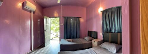 Kota Kinabatangan Bed & Breakfast | Osman homestay