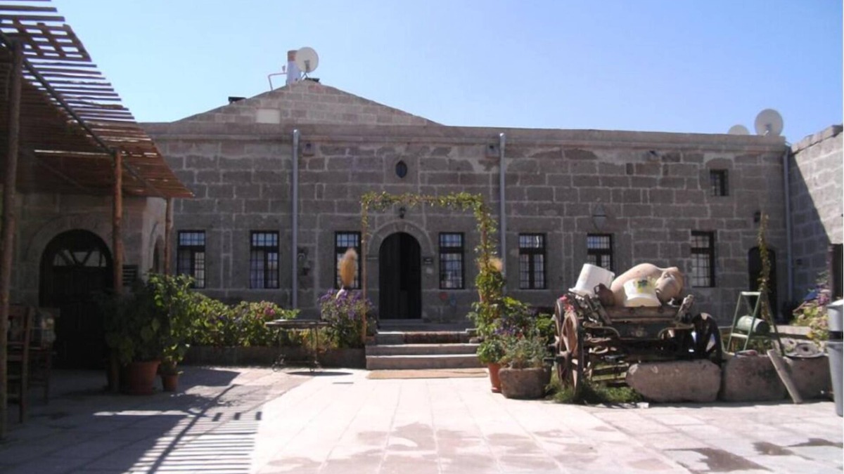 Guzelyurt Hotel | Osmanoglu Hotel