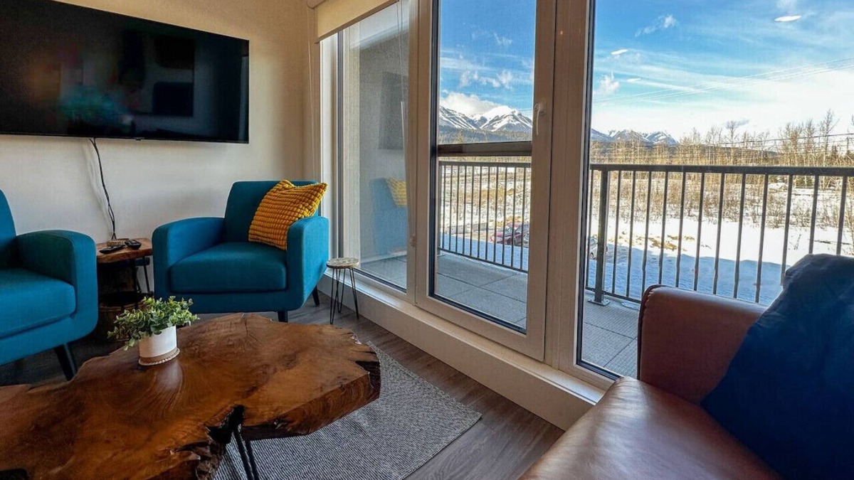 Golden Condo | OSO203 · The Cache Contemporary DT Condo