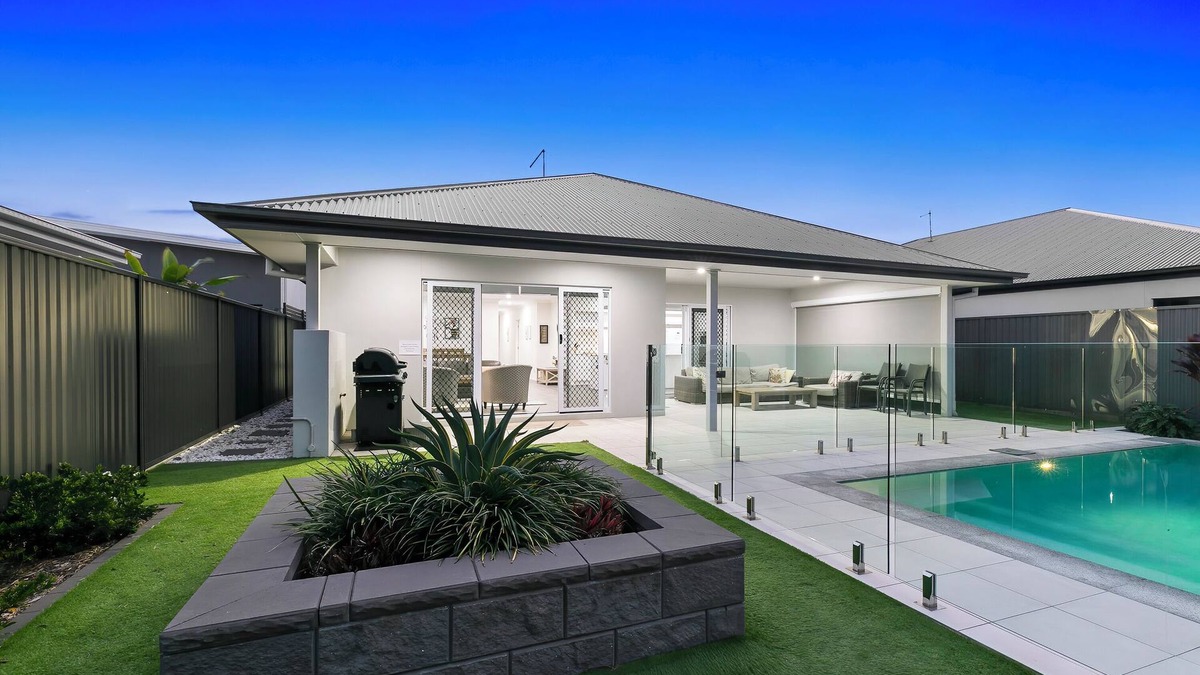 Banksia Beach House | OSPREY ISLAND RETREAT