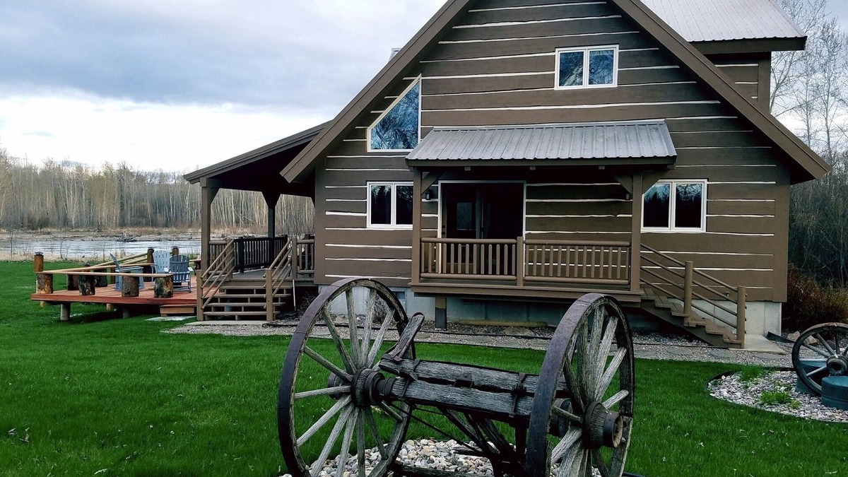 Florence Cabin | Osprey Riverfront Cabin