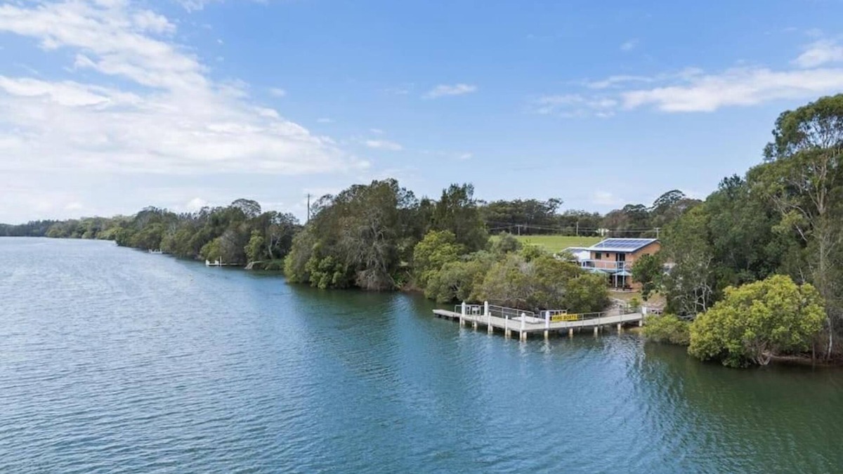 Bohnock House | Osprey's Rest Waterfront with private jetty