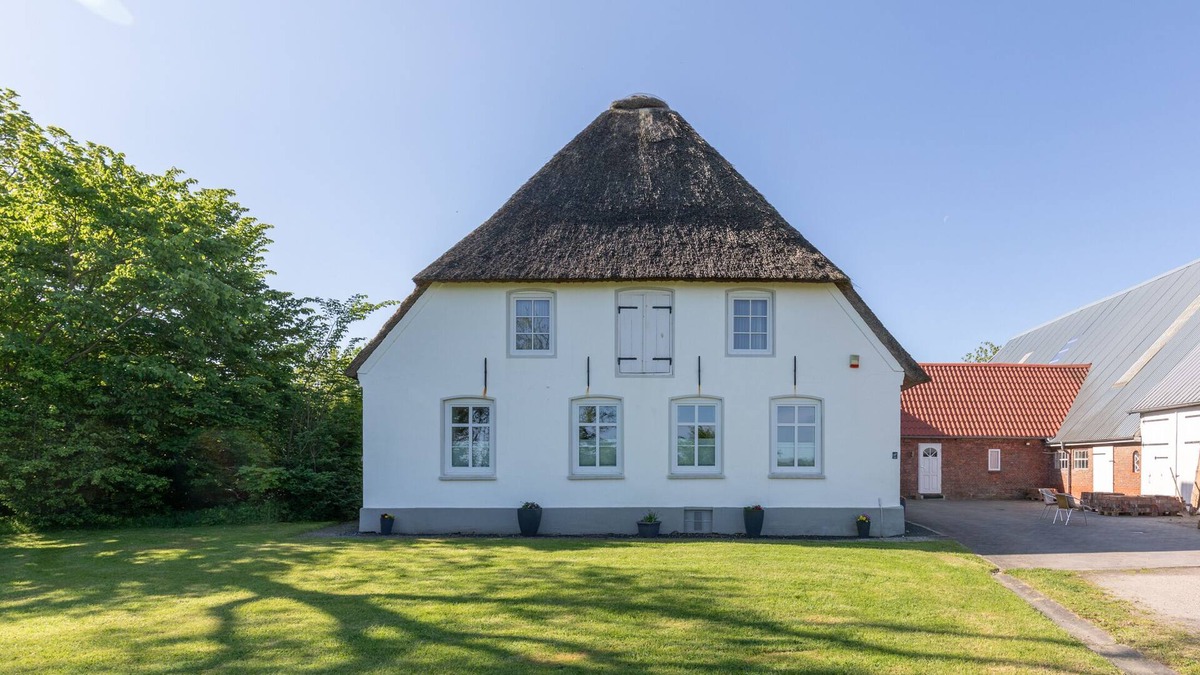 Galmsbull House | Osterhof holiday home in Galmsbüll for up to 6 people