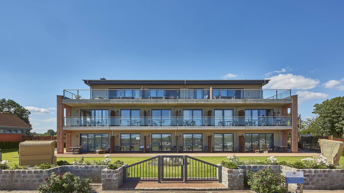 Drei Hotel | Ostsee-Strandhaus-Holnis