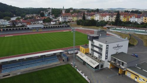 Pisek Hotel | OtavArena