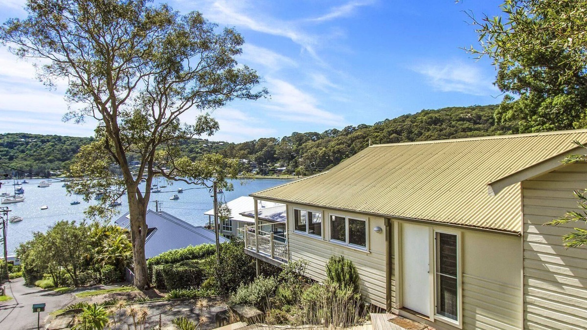 Hardys Bay House | 'Otella Cottage' by Accom Holidays