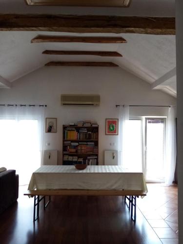 Trn House | Otok