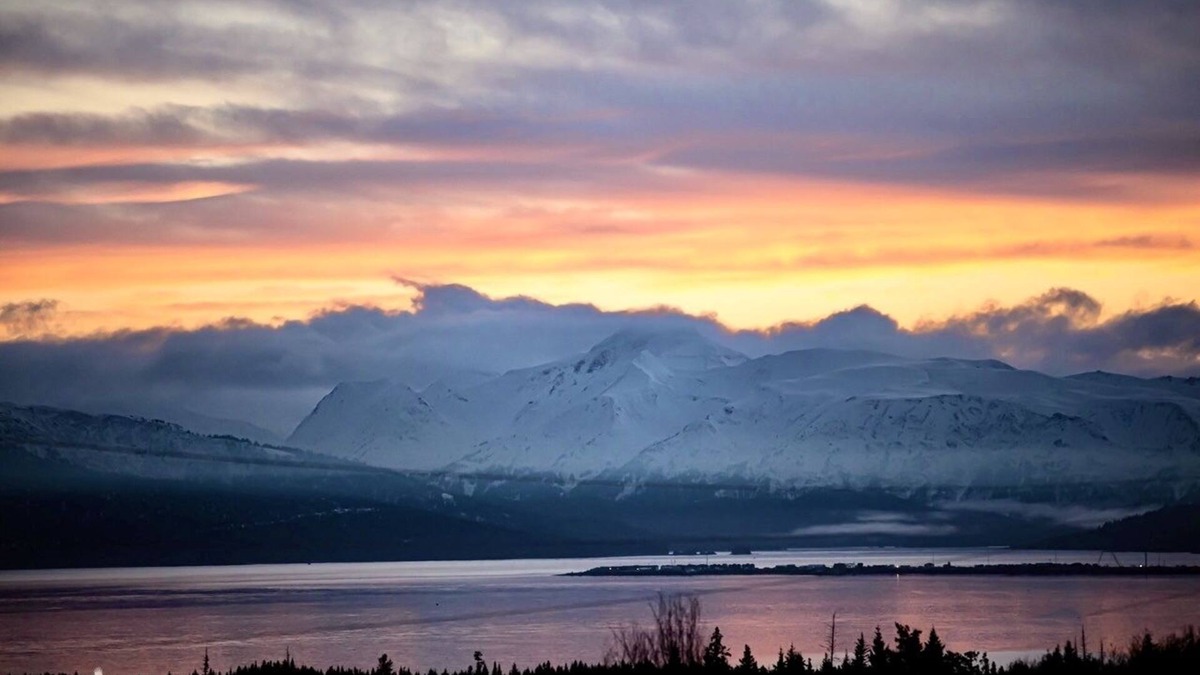 Fritz Creek Apartment | Otter Stop Inn! Ocean and mountain views from every window!