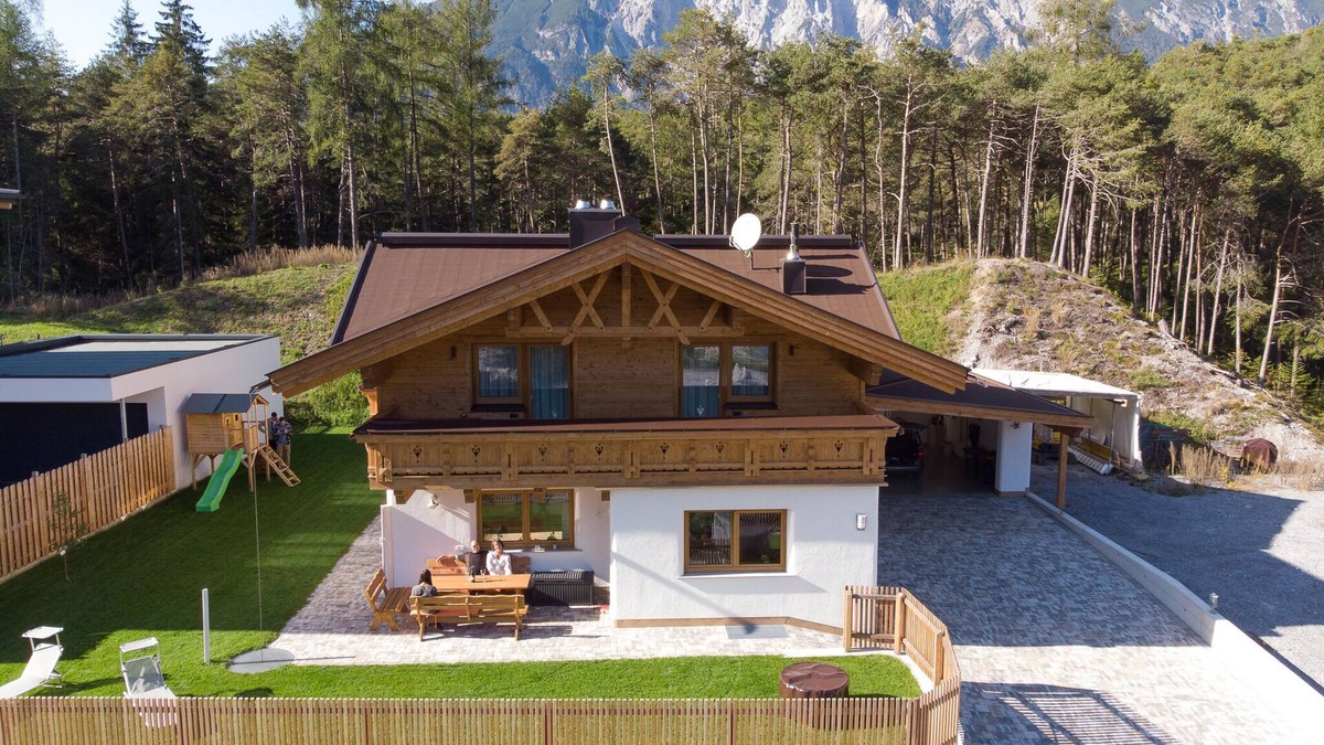 Sautens Ski Chalet | Ötztal- Sennerhäusl - Luxurious dream vacation home in the Ötztal at the forefront