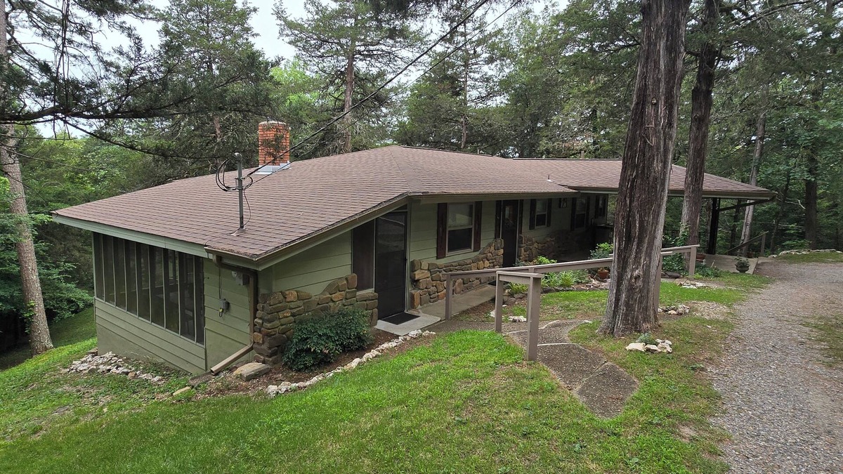 Mount Ida House | Ouachita River Multi-Family, River Access, Blufftops, Walking Forest Trails