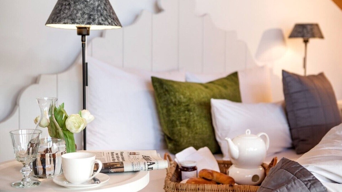 Oberstdorf Apartment | Our apartment - your holiday happiness! Just call it home! Mountain railway included from 2019