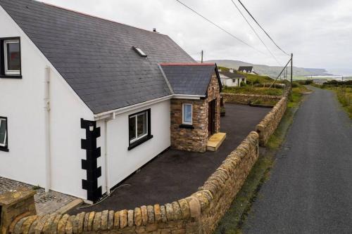 Glencolmcille House | Our Cosy Wee Nest in Irelands North West