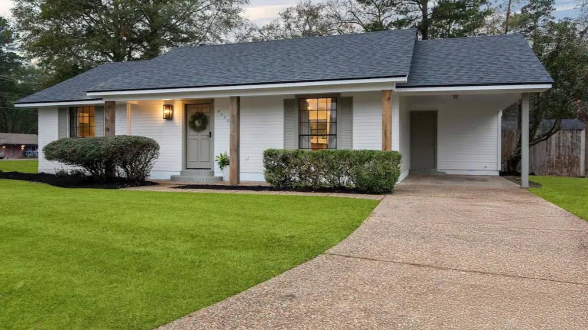 Shreveport House | Our cozy, fully remodeled "Treehouse"!