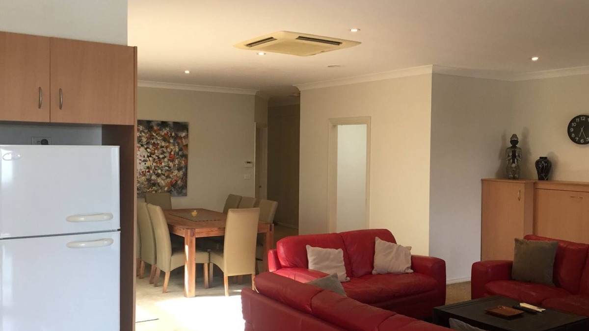 Williamstown Apartment | Our extra large apartment in the centre of the historic seaport of Williamstown