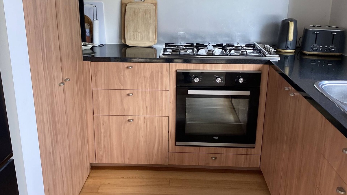 Glen Iris House | Our gorgeous Home , near swimming pool , public transport , cafes