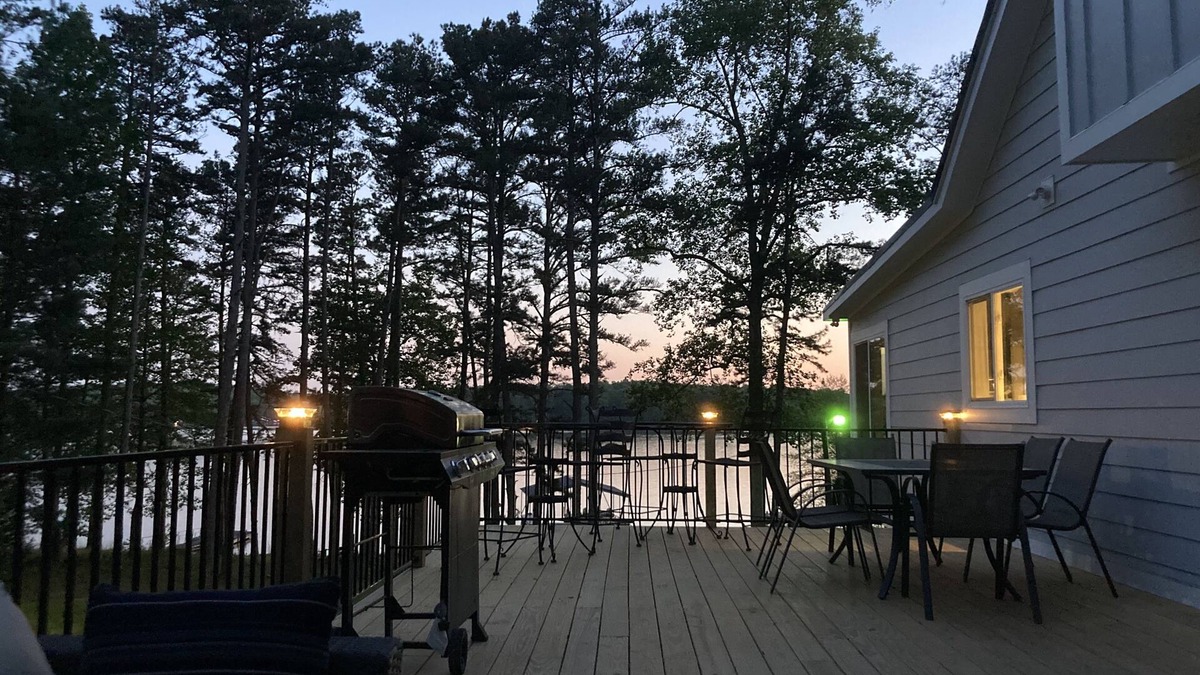 Fair Play House | Our Happy Place! Amazing Vacation Home on Lake Hartwell