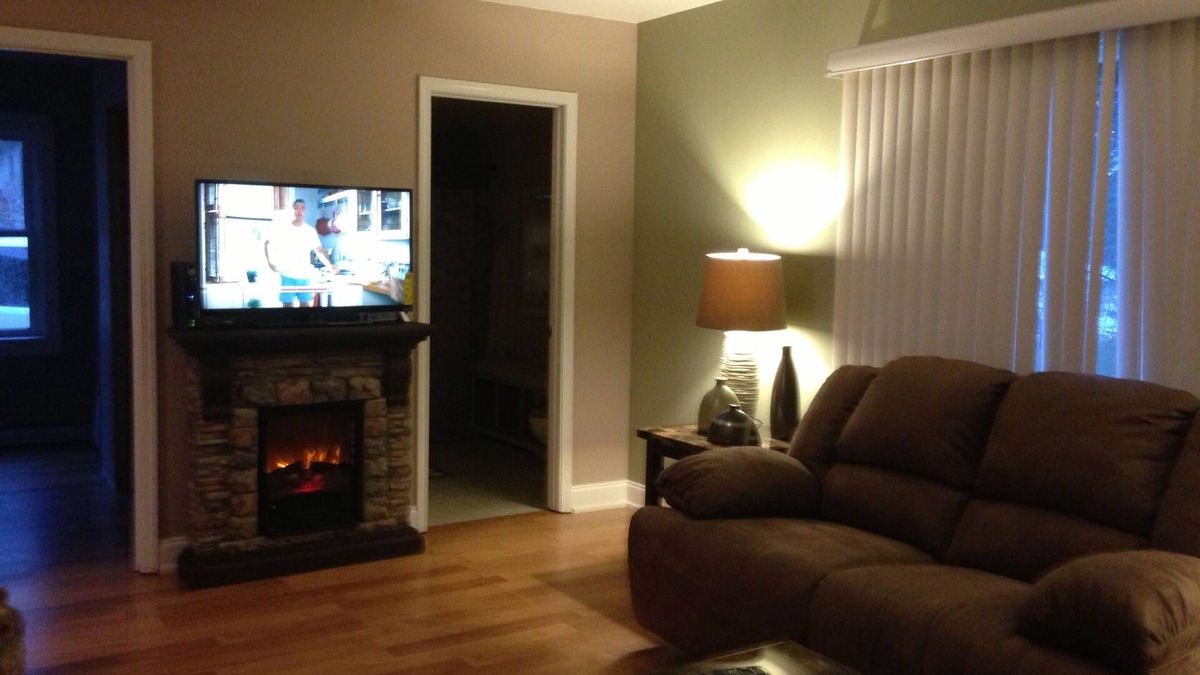 Browns Lake Cottage | Our little place by the lake- Ski Alpine or Wilmot in Winter!
