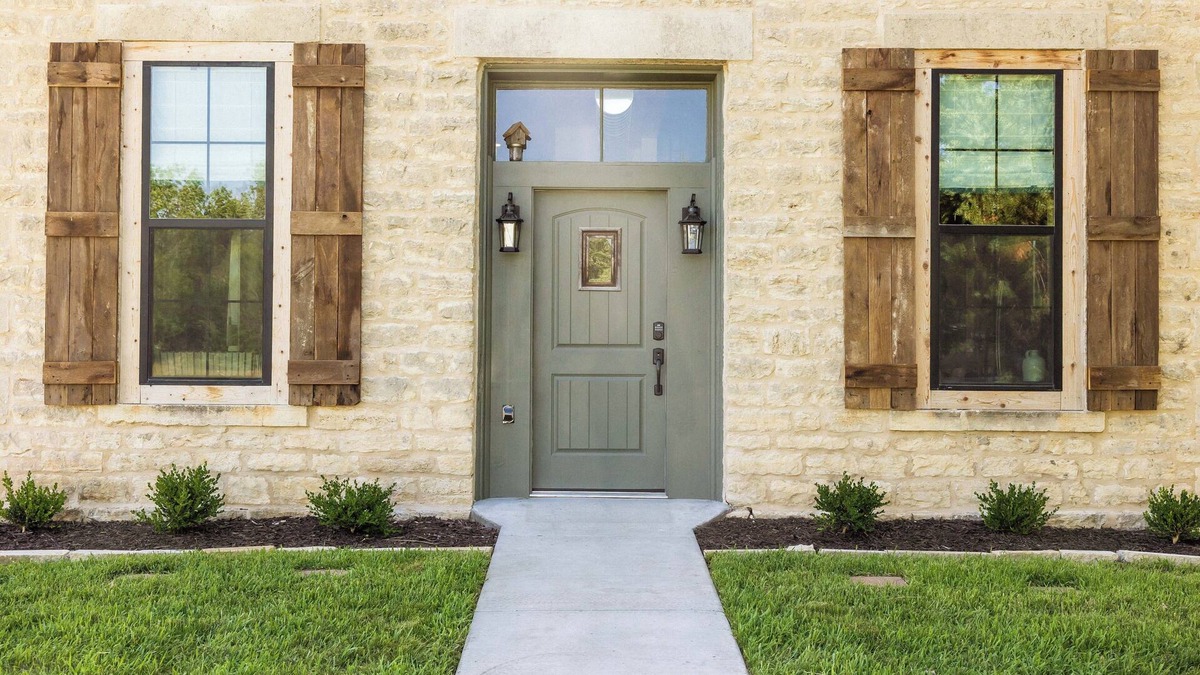 Fostoria Cottage | Our Little Schoolhouse on Elm