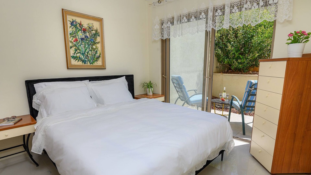 Rosh Pinna Apartment | Our Little Strawberry 🍓 Charming Condo in RP