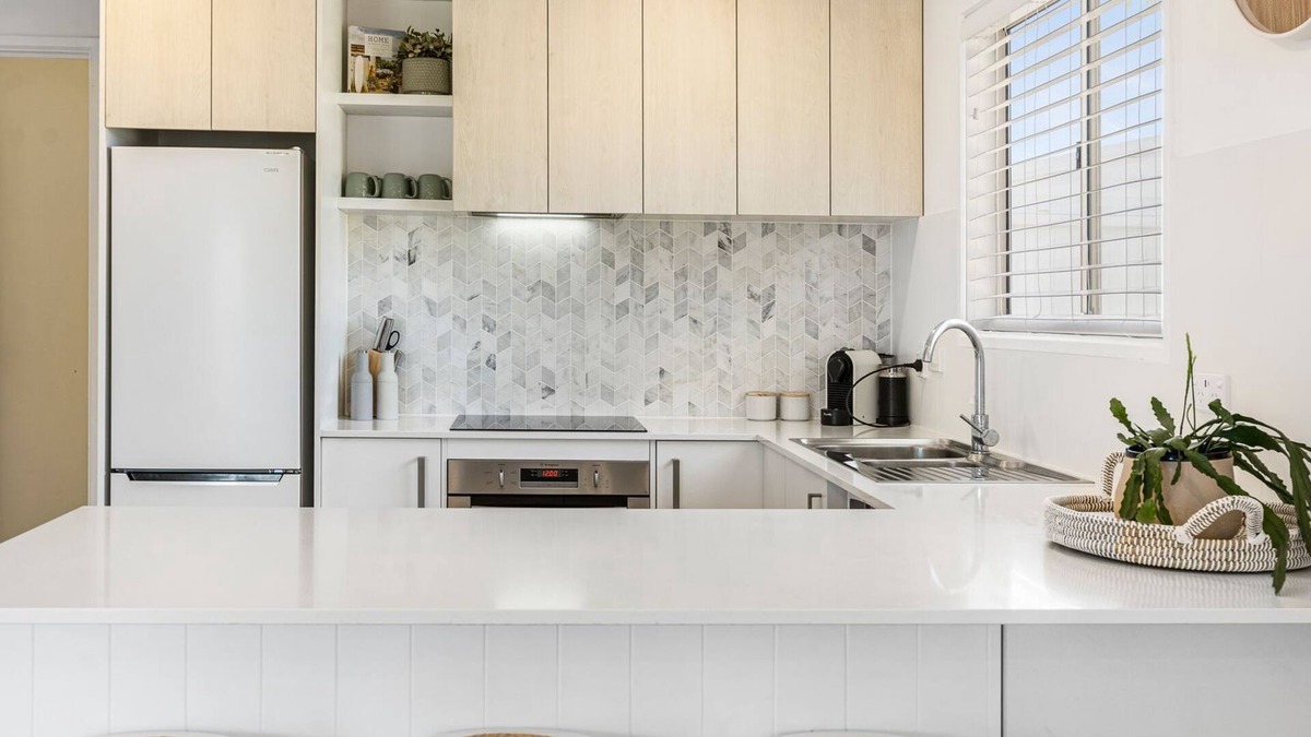 Middleton House | Our Little White House -74 Padman Crescent, Middleton